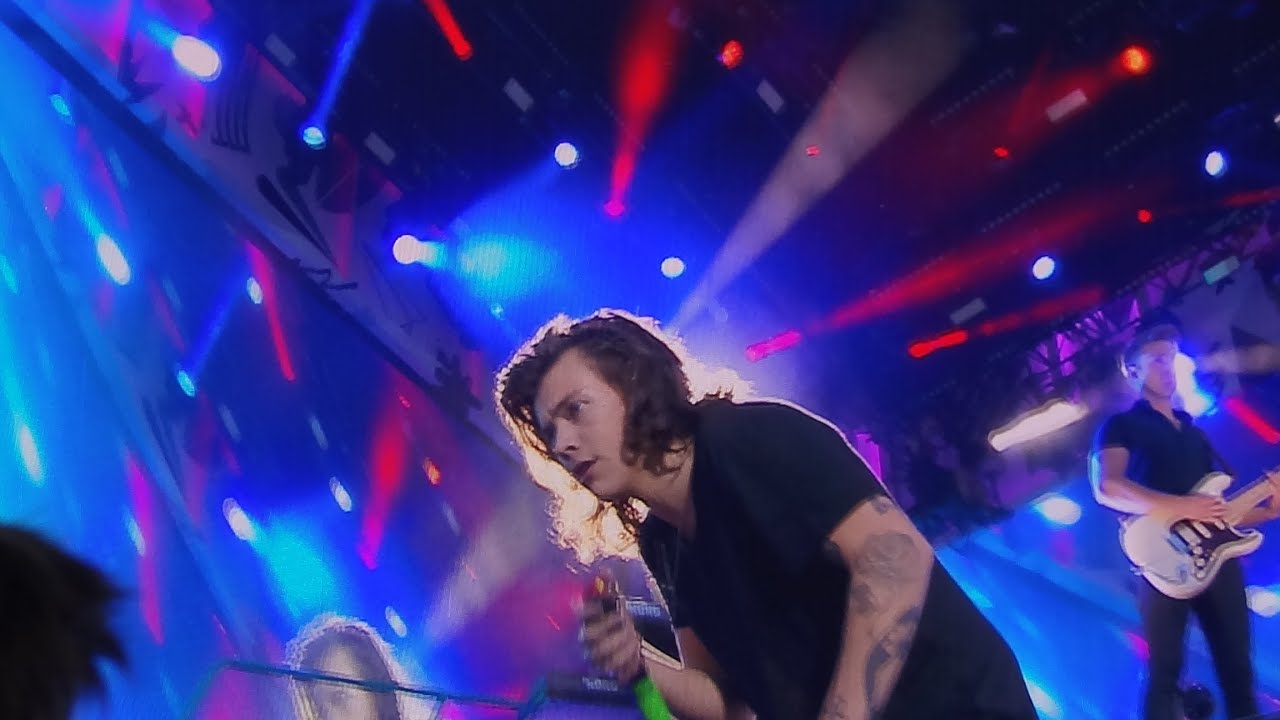 One Direction - No Control (Live in Brussels, Belgium - On The Road Again Tour HD, Stadium)