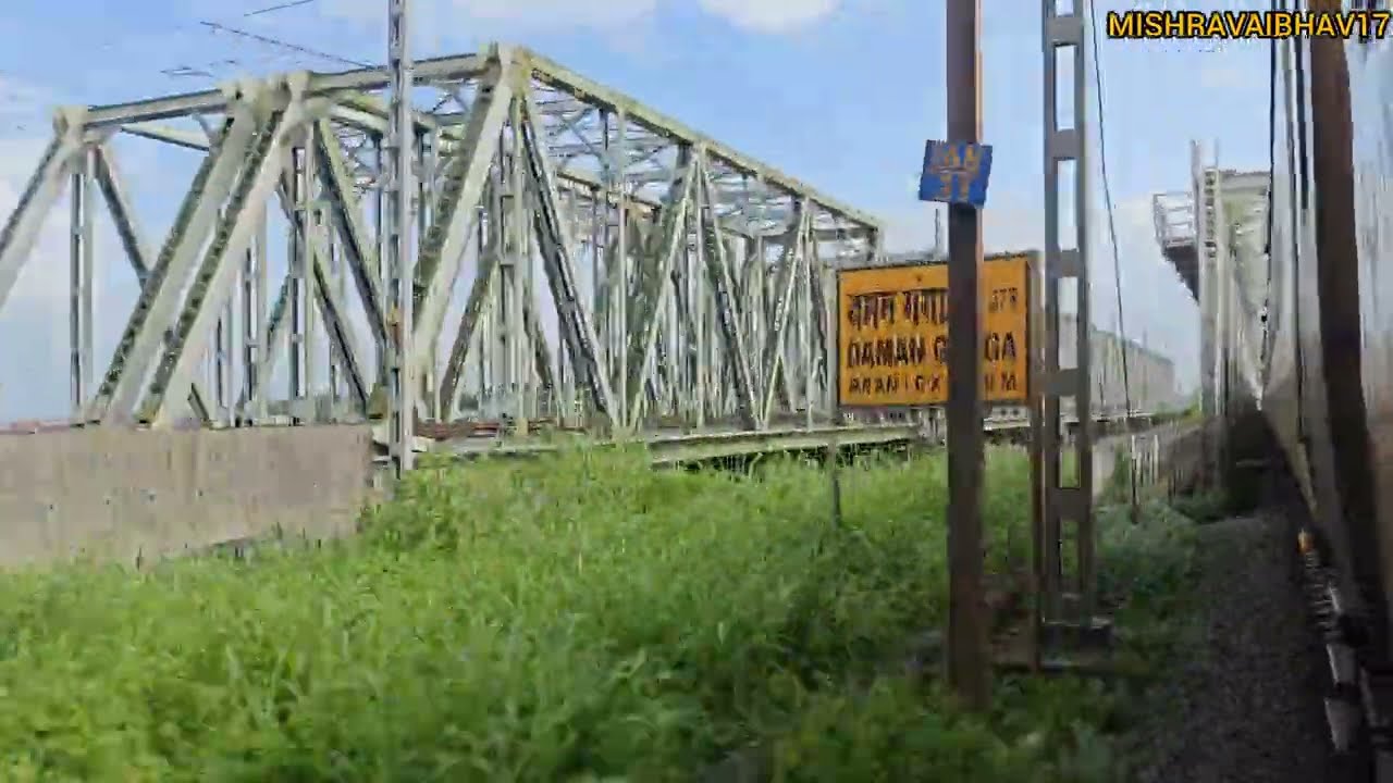 Vapi to Bhilad: Full Uncut Train Journey | #indianrailways #seo #feed #travel #railway #icf  