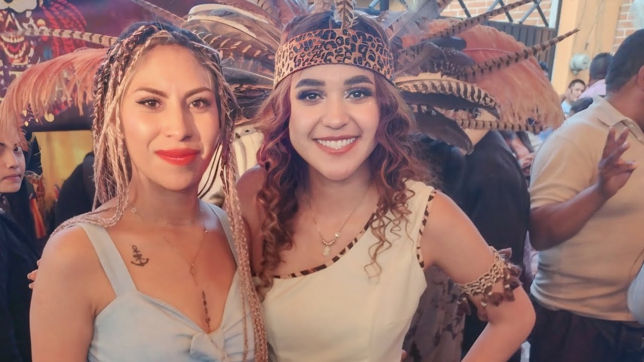 Reina Mitzy conquista Xalatlaco