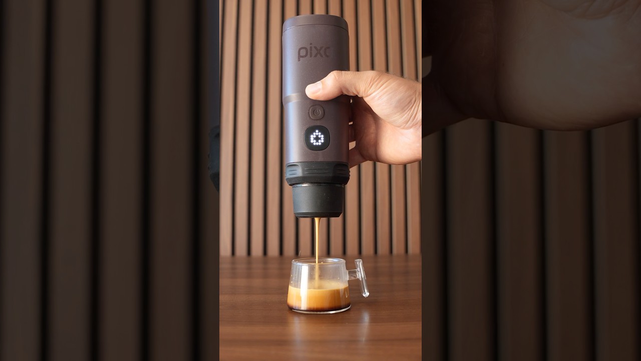 Espresso with the Wacaco Pixapresso