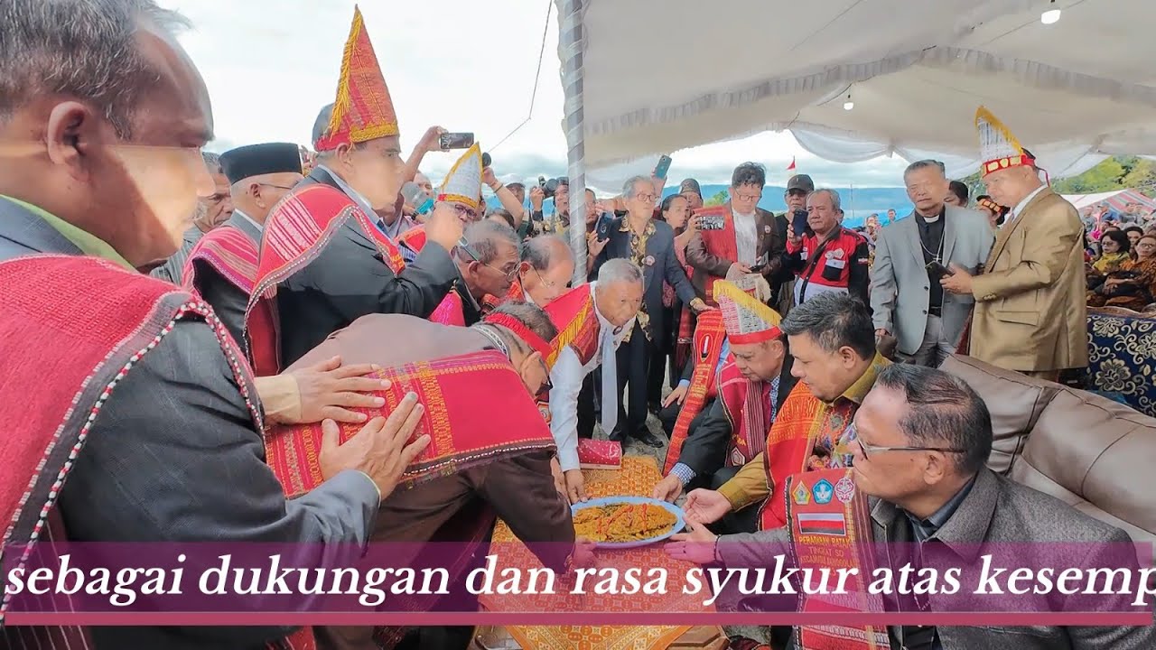 Ada Doa Untuk Vandiko T Gultom, ST di Partangiangan Bolon & Pesta Ultah Tugu Raja Sonang Se- Dunia