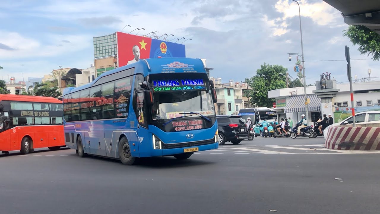 Xe Khách Việt Nam (Ngắm Xe Khách Tại Bến Xe Miền Tây) | Tấn Nguyễn 76