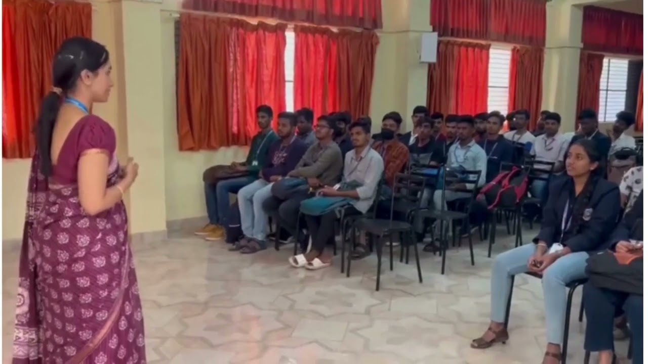 StudentInteraction Amrit Kaal Vimarsh Viksit Bharat@2047