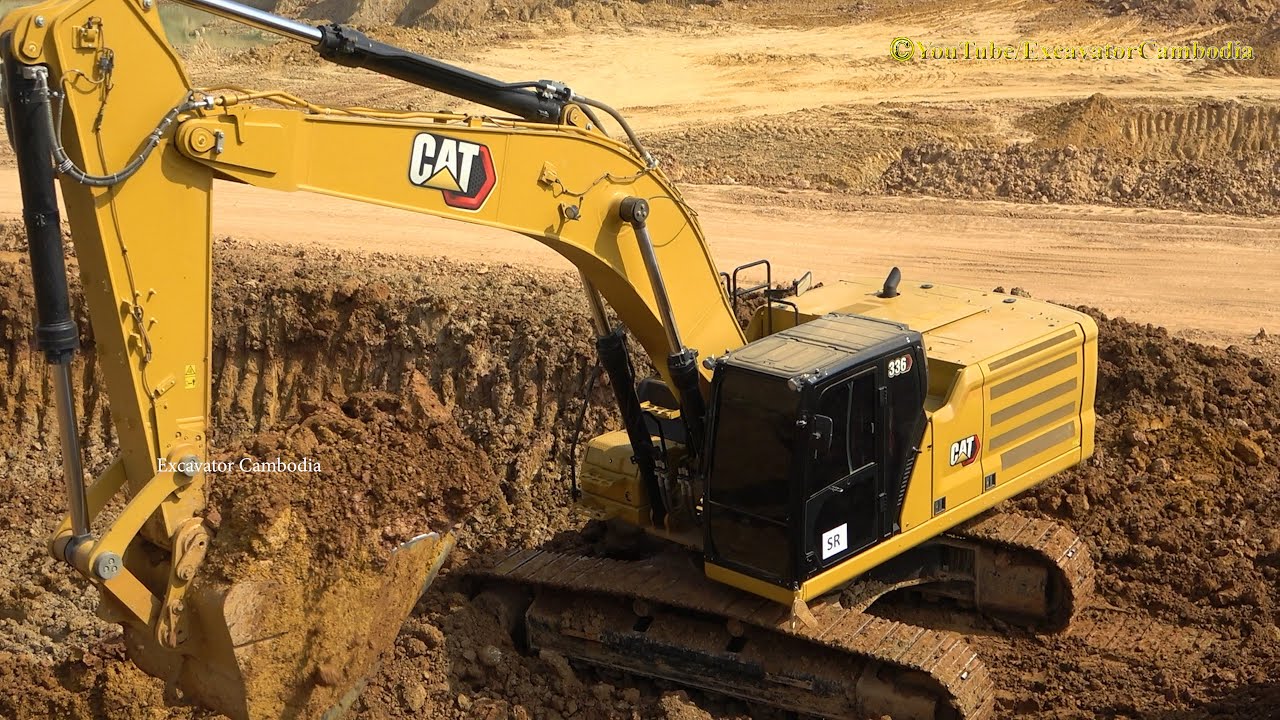 Amazing Powerfully Caterpillar 336 Excavator Digging Loading Dump Trucks.