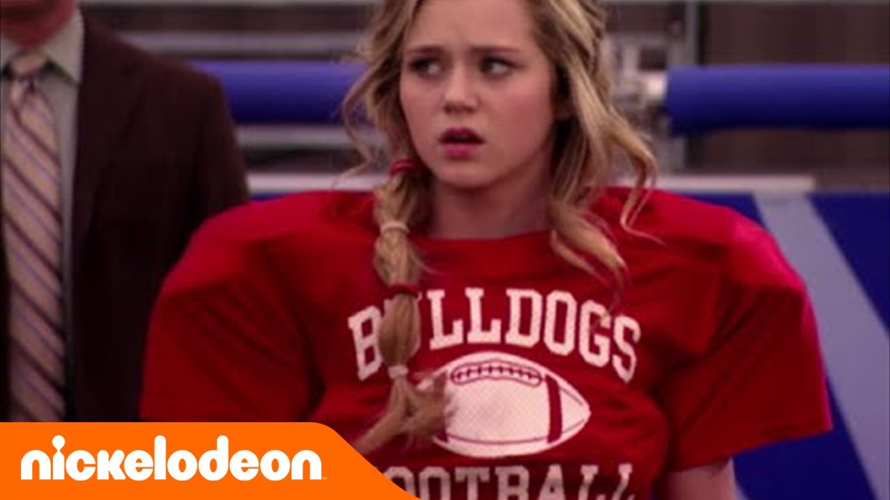 Bella et les Bulldogs | Le nouveau botteur | Nickelodeon France