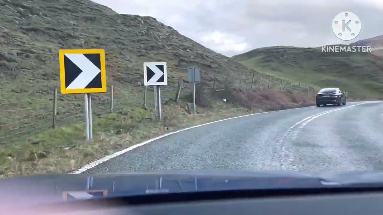Driving A57 Snake Pass from Glossop to Sheffield