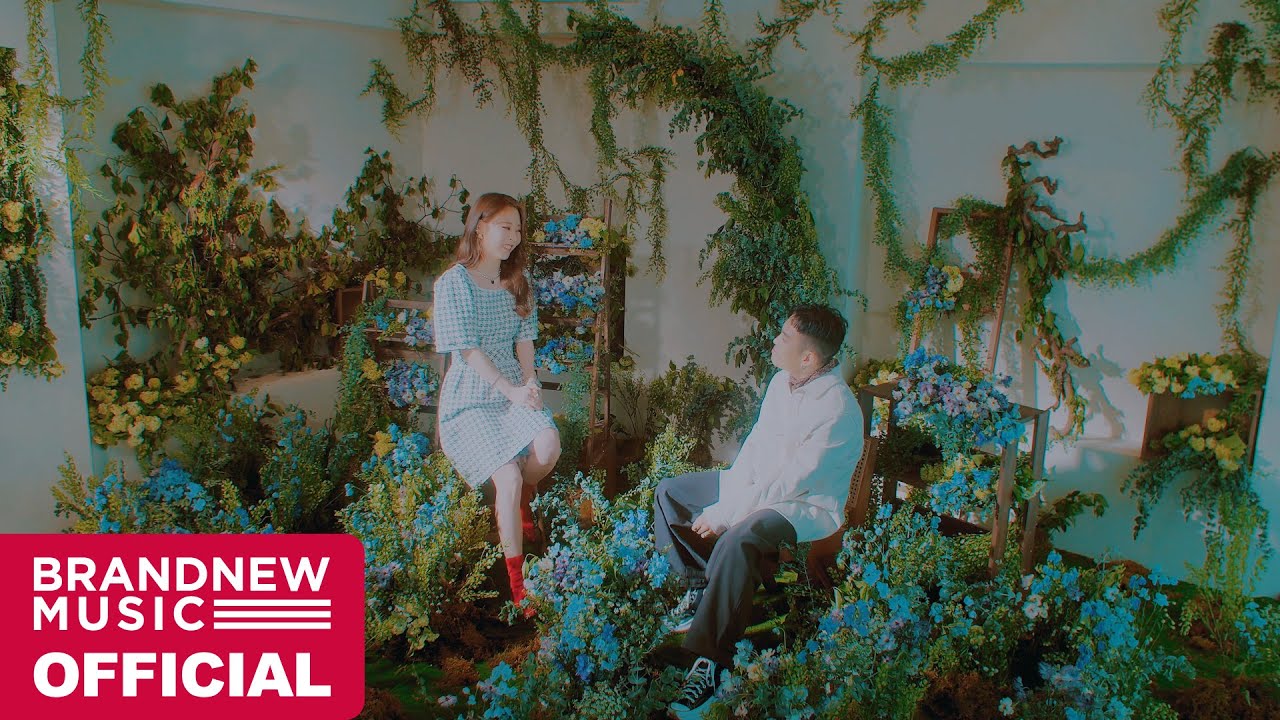 범키 (BUMKEY) 'The Lady (Feat. 문별 (Moon Byul) of 마마무 (MAMAMOO))' M/V