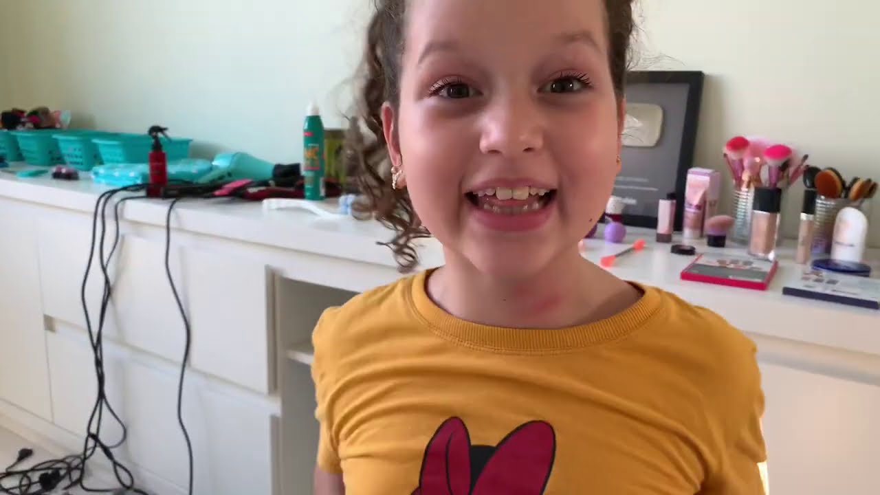 MONTAMOS UM SALÃO DE VERDADE NA CASA NOVA | OLHA SÓ ESSA CLIENTE