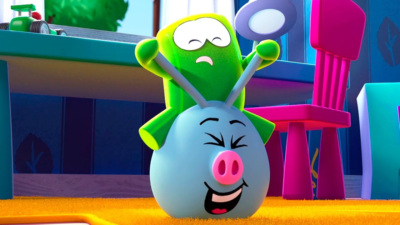 Playing with a Bouncing Ball 🔵✨| BooMons Colors & Surprise Eggs