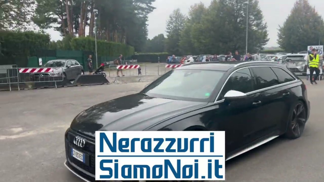 Arrivo giocatori dell'Inter ad Appiano (Parte 2), Cahlanoglu tra i più acclamati dai tifosi