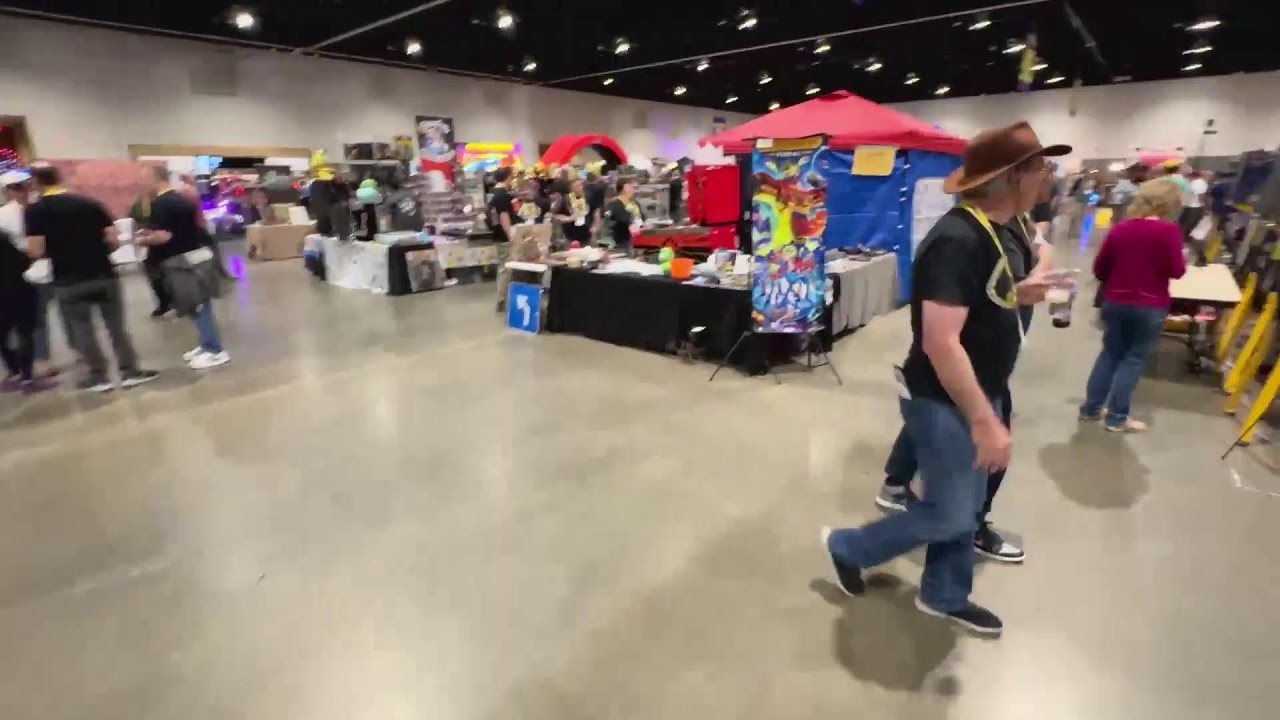 Pinball Expo Day 1 - Afternoon Show walk  3