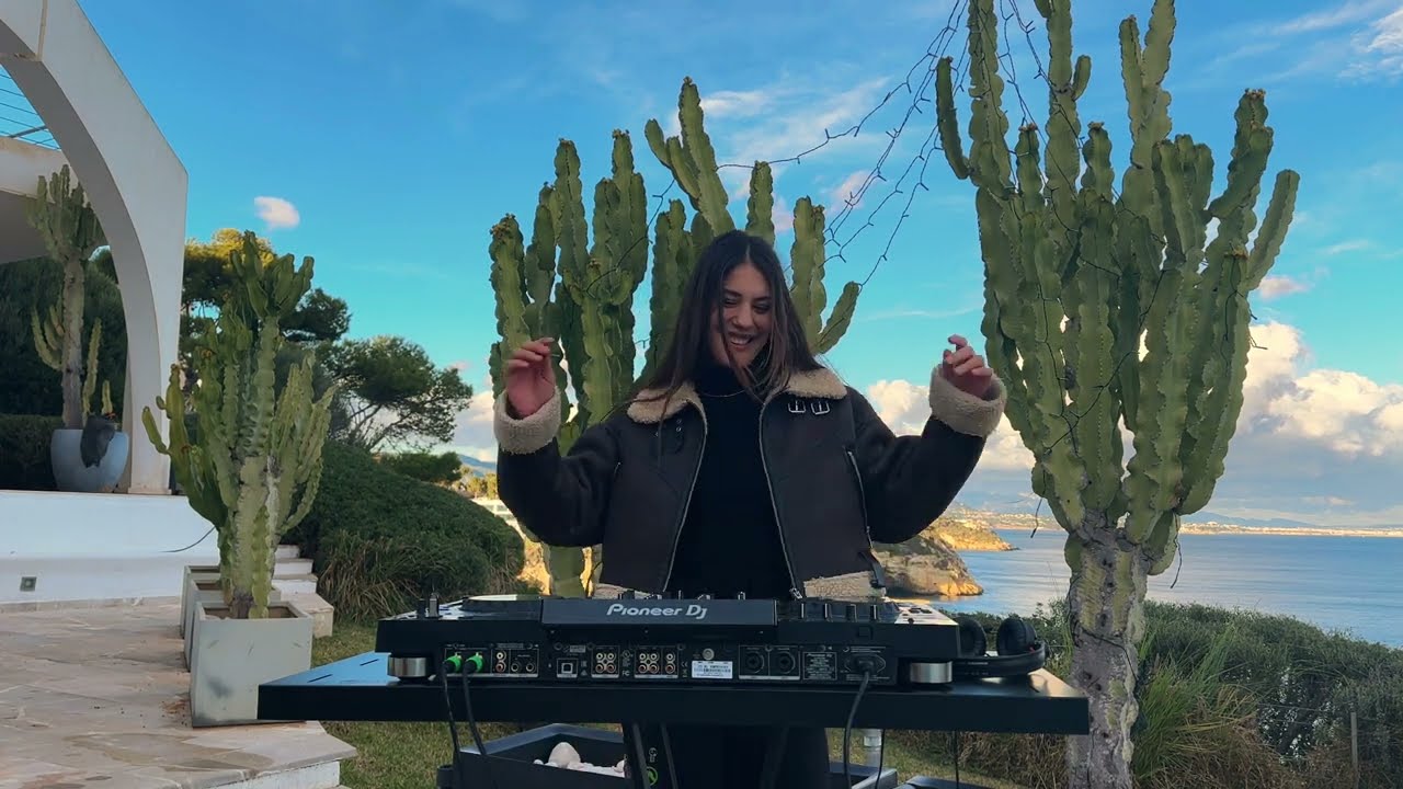 Sara Collado at Private Villa in Mallorca | Deep House and Afro House Sunset DJ Set