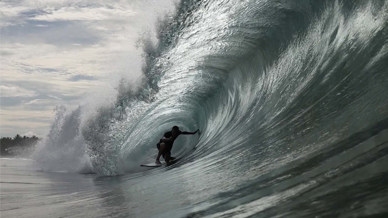 Surfing Sumatra | Vlog 2 Mandiri Beach Club “Settling in Indonesia”