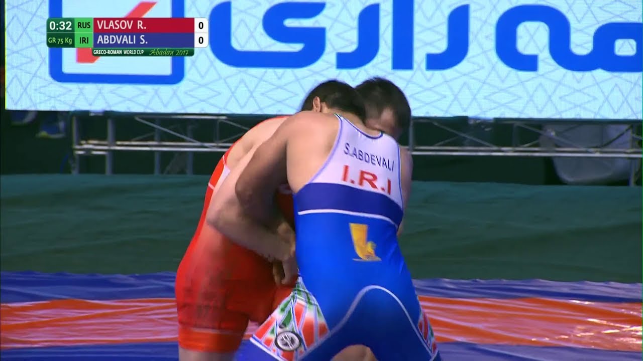 Round 2 GR - 75 kg: R. VLASOV (RUS) df. S. ABDVALI (IRI), 5-1