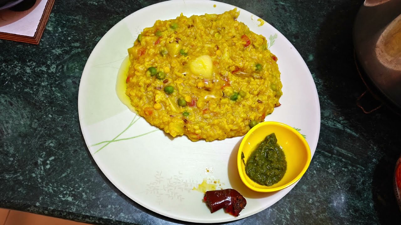 Desi Style Masala Khichdi | Quick, Healthy & Delicious recipe