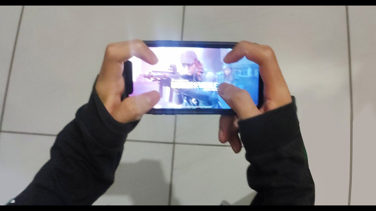 RAINBOW SIX MOBILE no IPHONE 11 - HANDCAM