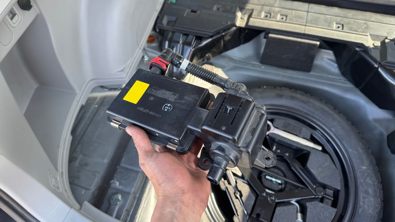 P2404: 2009-2013 Subaru Forester Evap Leak Detection Pump/Canister R&I