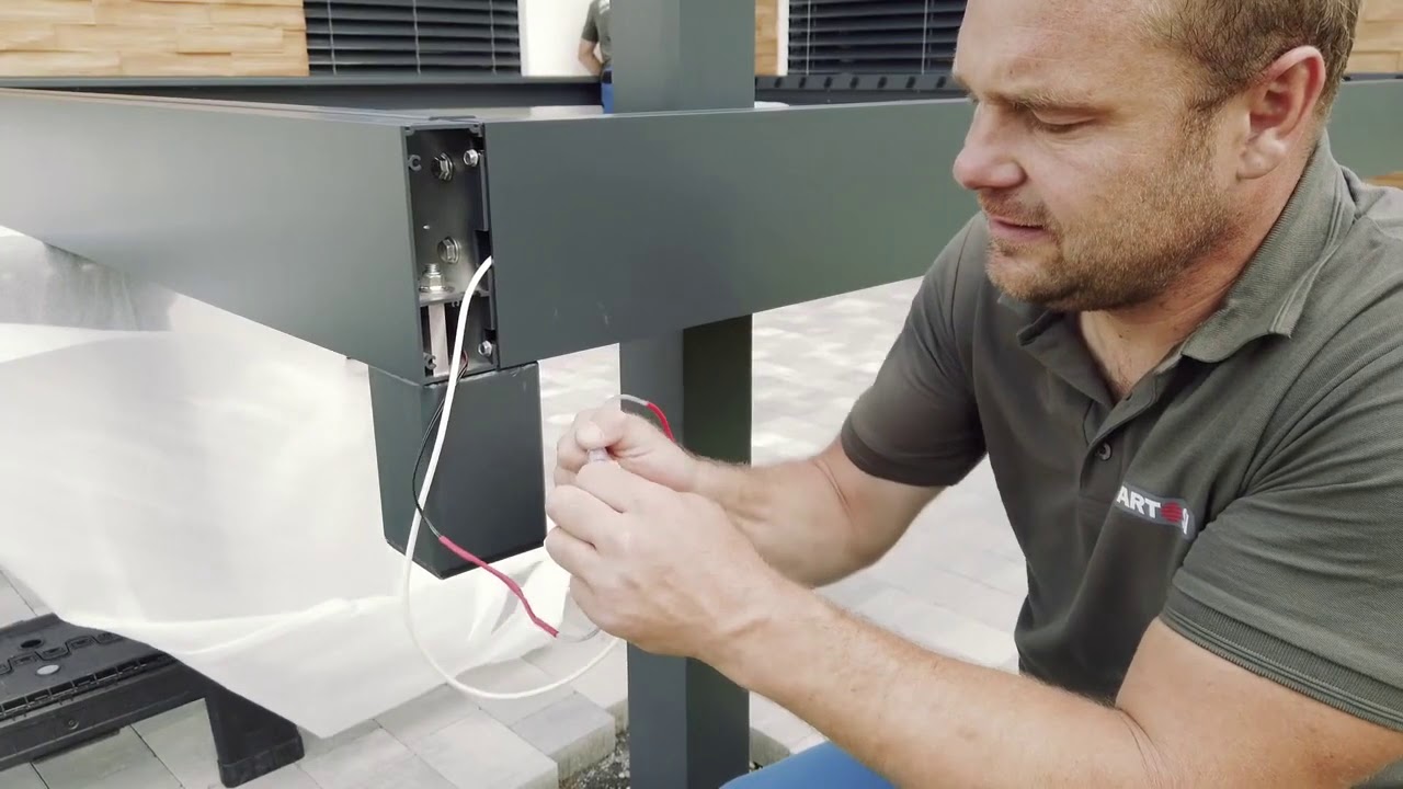 Montage der bioklimatischen Pergola - Labona.at