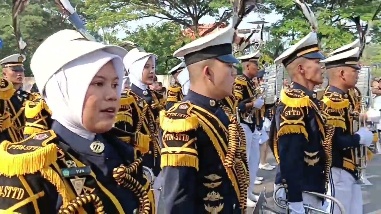 Atraksi Marching Band STTD Bekasi yg Keren di Upacara 17 Agustus 2023