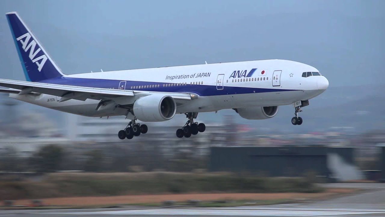 連続着陸風景 小松空港 Continuous landing landscape KOMATSU Airport