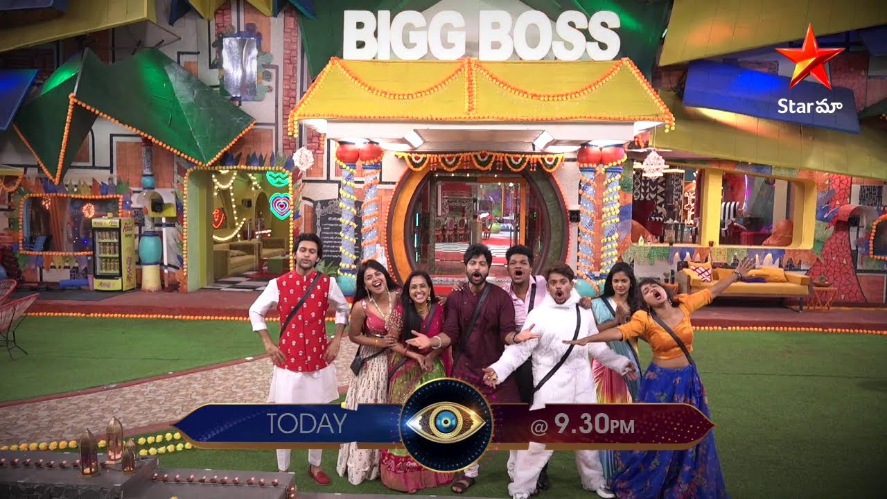 Navvakunda undandi... #Diwali gifts geluchukondi 😉 #BiggBossTelugu4 today at 9:30 PM on #StarMaa