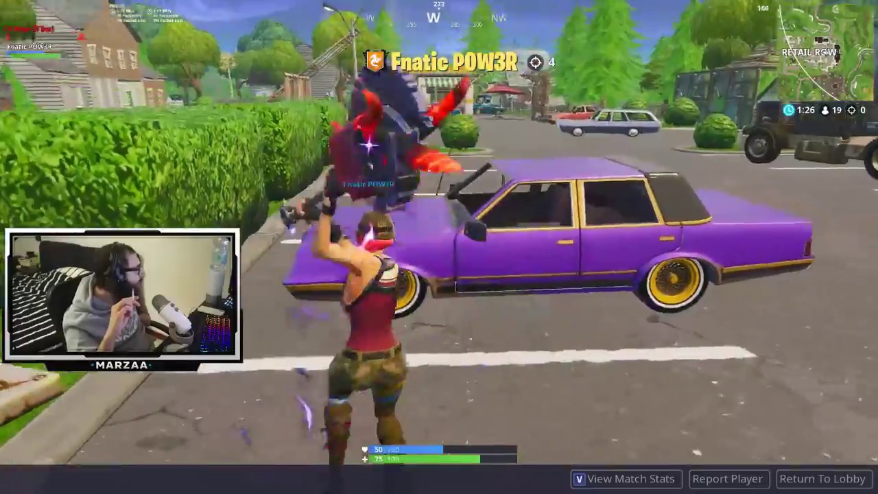 DELUX FA BESTEMMIARE GIANKO - TRIPLO VAMPA DI DELUX - GABBO SALUTA IL DUCE IN LIVE - FORTNITE ITA