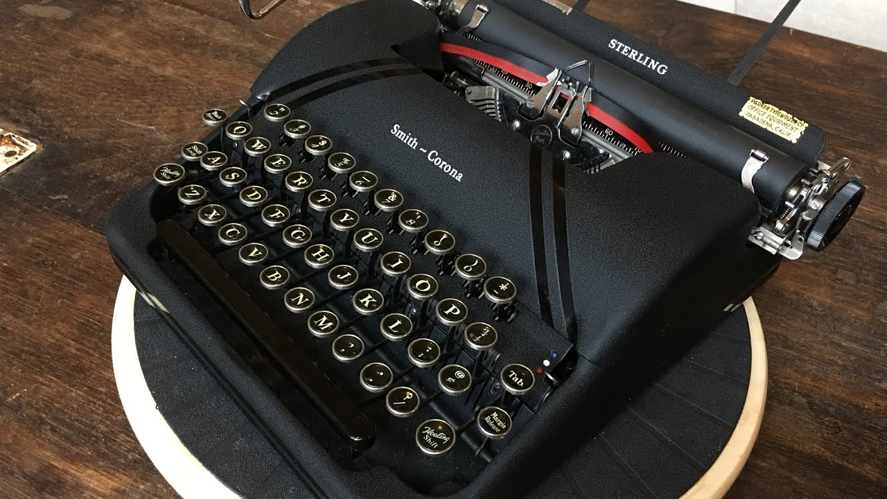 Typewriter Minutes-Typewriter Review: 1947 Smith Corona Sterling