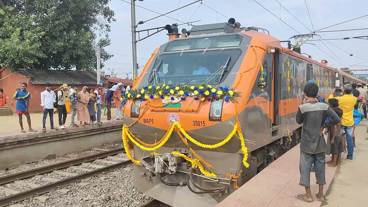 03435 BHAGALPUR GOMTI NAGAR INAUGURAL SPL #amritbharatexpress #wap5 #inaugutalspl #er #amritbharat 