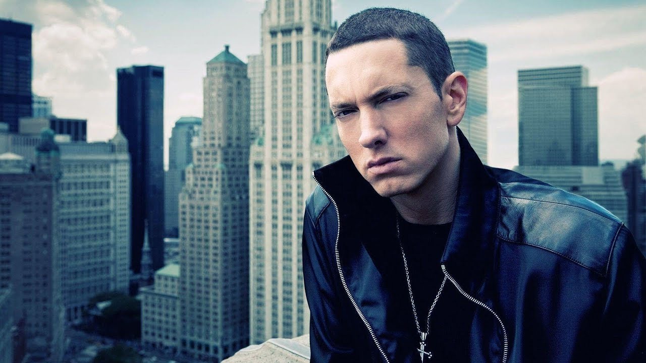 SI CANTAS O BAILAS PIERDES - EMINEM