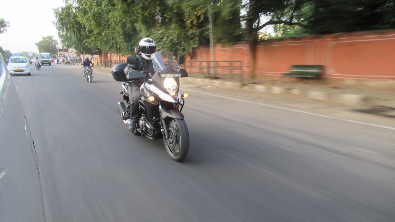 Suzuki V-Strom 650 TOP SPEED, ACCELERATION, BRAKING & SOUND