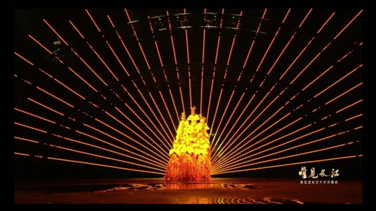 Amazing phoenix dance
