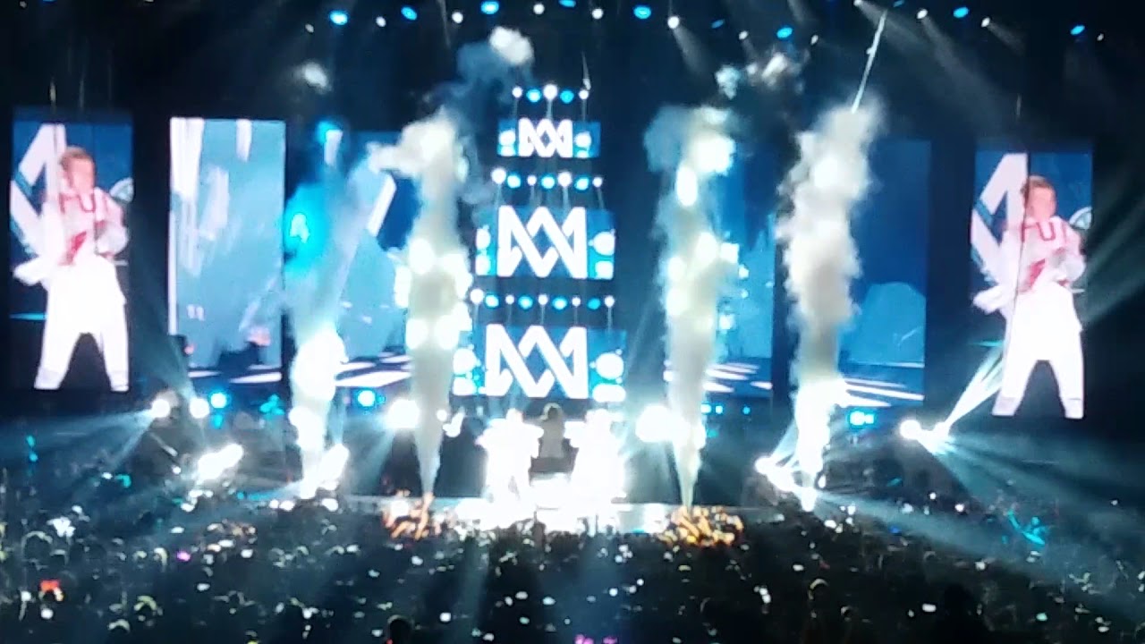 30.08 Young Stars Festival 2017 - Marcus & Martinus - One more second with you and bae