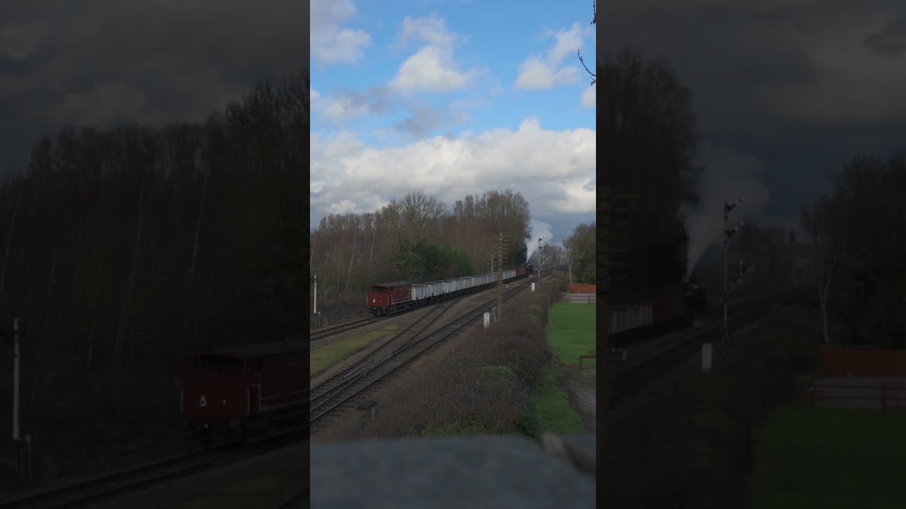 BR class 9F 92134 reversing back into Quorn Station.