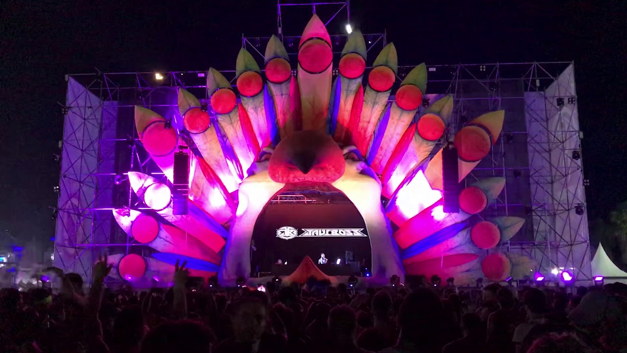 Javi Boss en MEDUSA 2018 impresionante!!