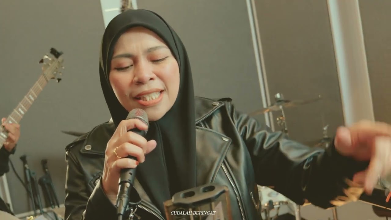Cover mimifly Angkat kaki