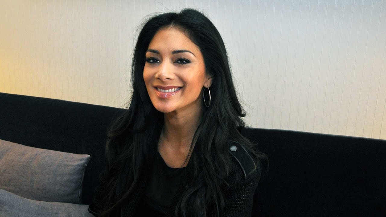 POP SHOCKER! Nicole Scherzinger has never thrown a boomerang, ever!