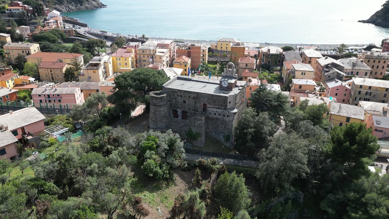 Bonassola - La  Spezia (Video con Commento Audio)