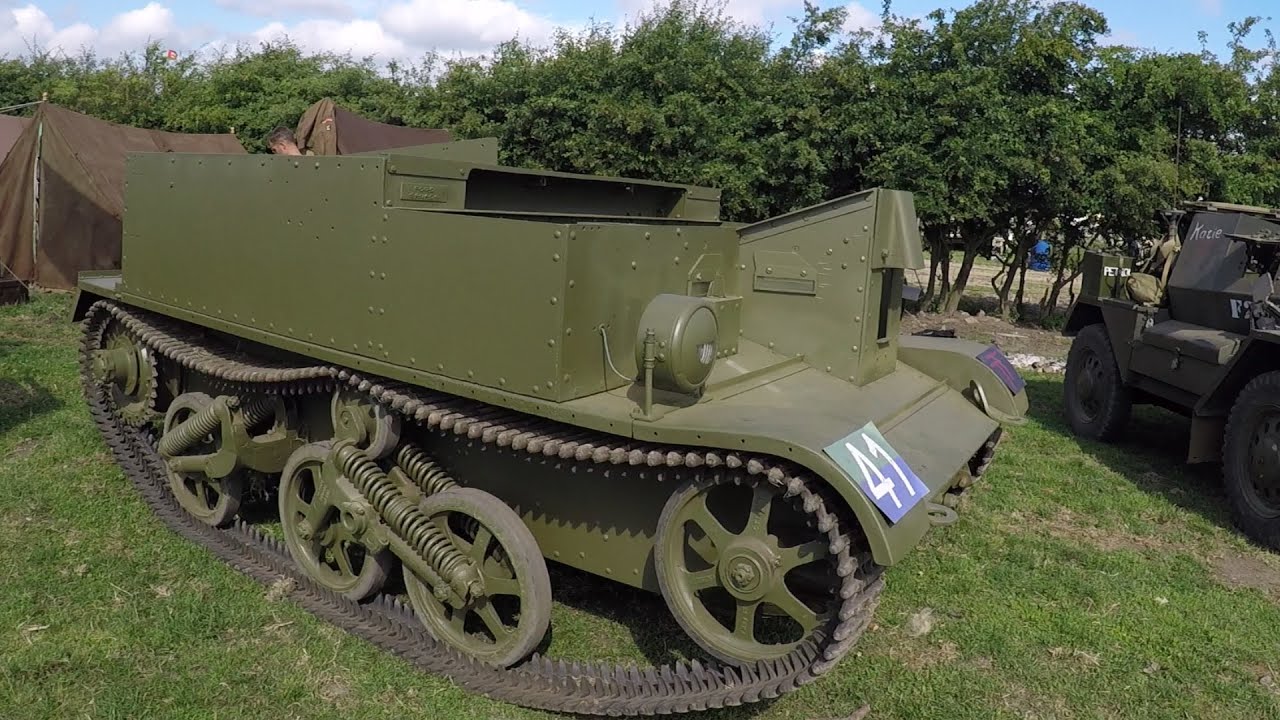 Universal WW2 Carrier