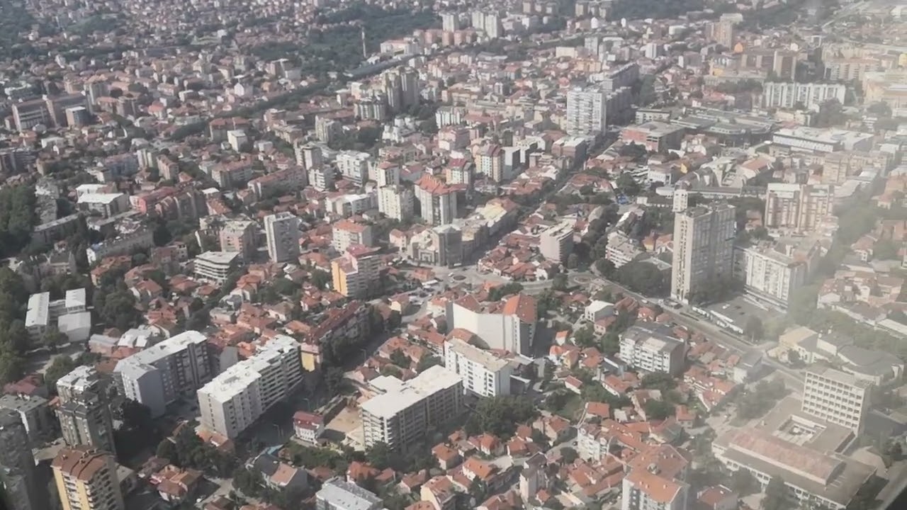 Approach and landing at Nis Airport (INI) over the city - Air Serbia ATR 72-600