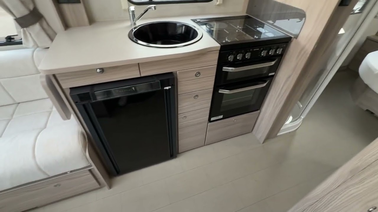 Elddis Avante 550 2024