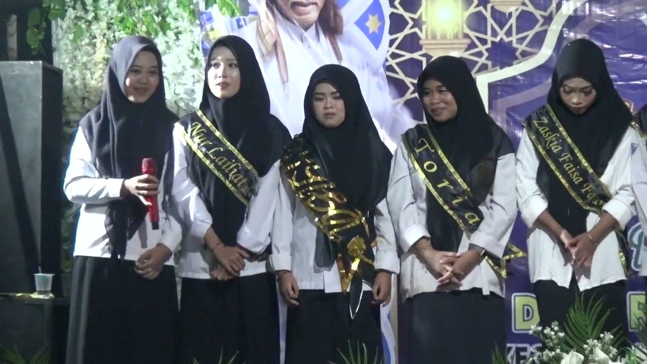 PENAMPILAN SANTRI PENGHAFAL KITAB - HAFLATUL IMTIHAN 2025 YAYASAN DARUL ISTIQOMAH  - TIRIS RANUAGUNG