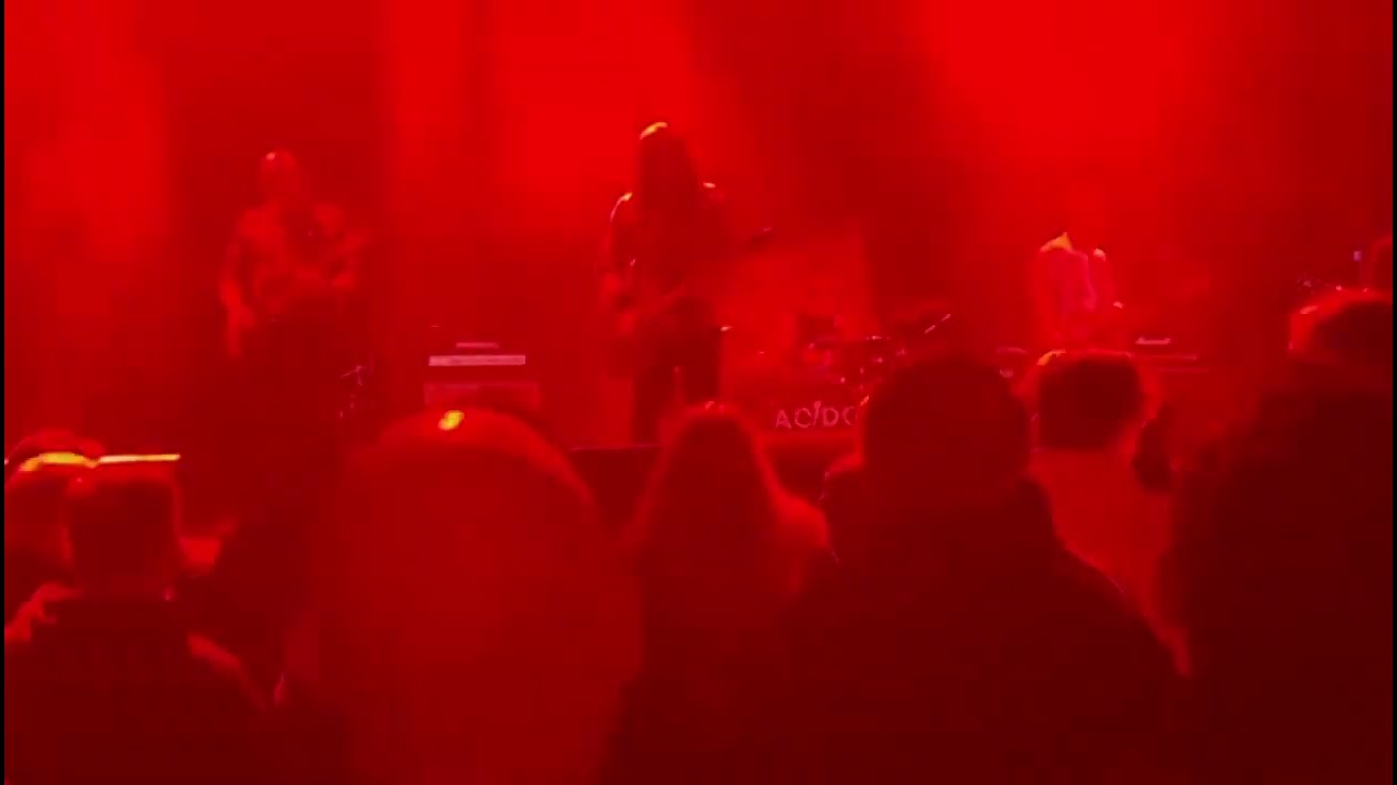 @LAFooFighters The Pretender @O2Academy Leeds