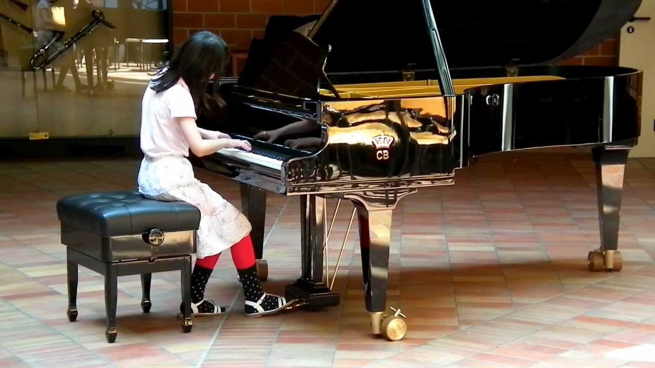 Zala Kravos (8) - Diabelli: Sonatina opus 151 n° 3
