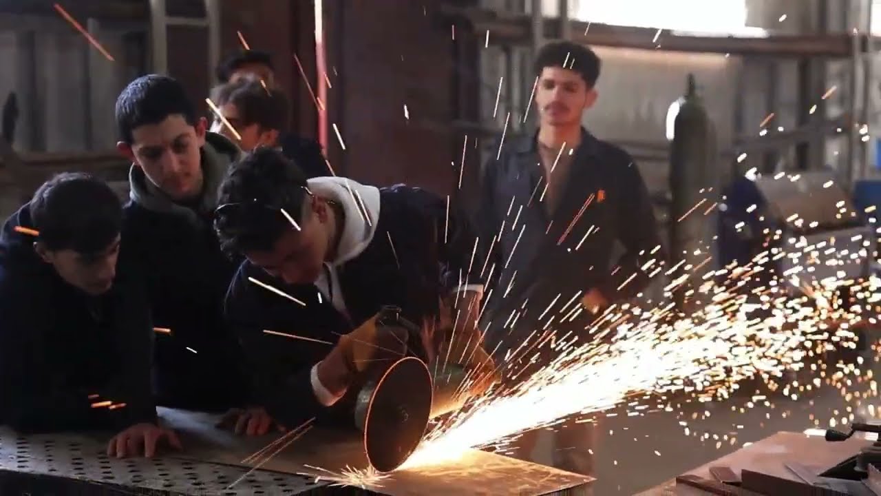 Syria: student-led initiatives improving school life in Aleppo