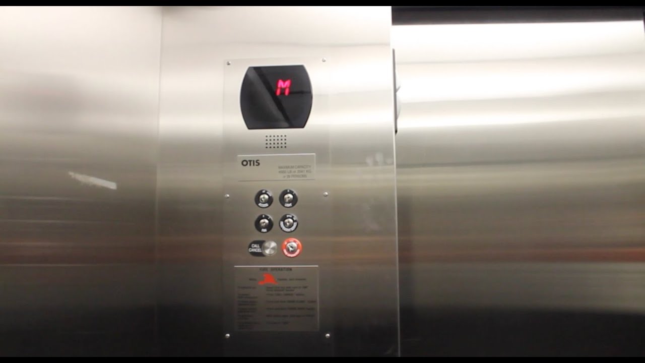Large OTIS 211 Hydraulic Elevator - LL Bean Flagship Hunting & Fishing - Freeport, ME