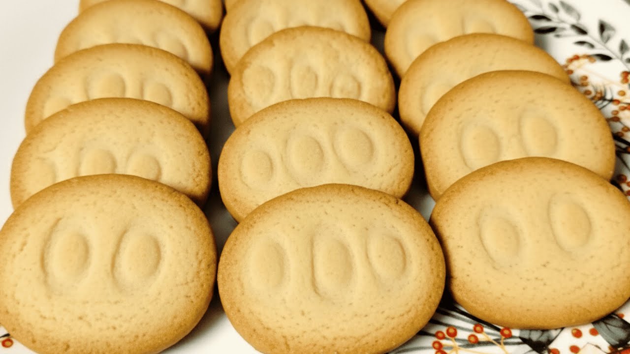 Delicious 4-Ingredient Eggless Homemade Cookie recipe in just 5 Minutes. Unforgettable taste.