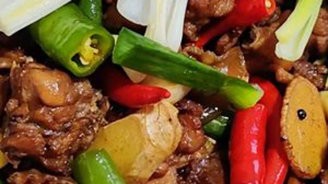 兔肉干锅，常德厨子拿五花肉做成钵钵儿，又是一道下酒菜 #做菜我是认真的努力做好每一道菜
