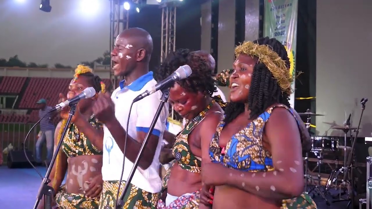 Prestation de NGOMBE NFONGO à la 11e édition du FESPAM au  Stade Alphonse Massamba Débat