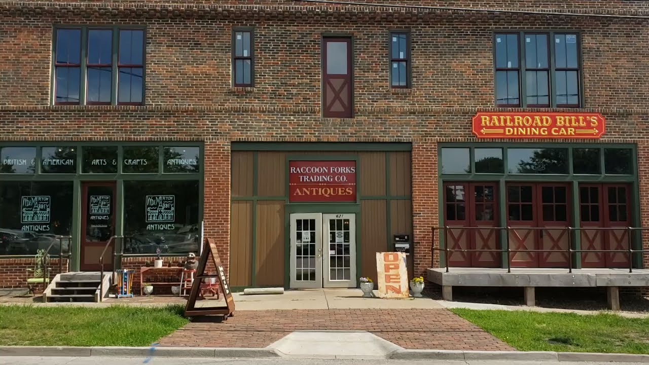 Antique Shop Tour in Des Moines, IA - Raccoon Forks Trading Company