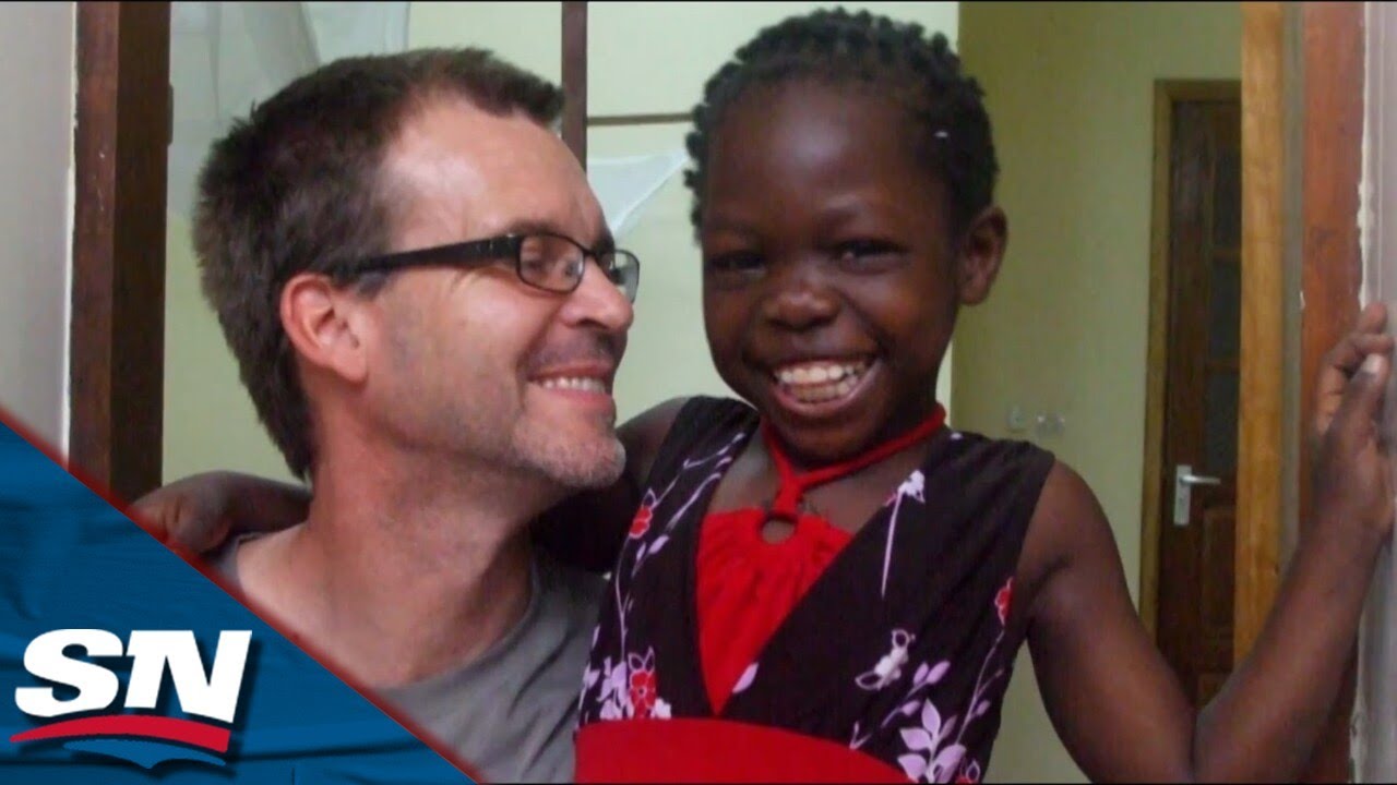 Hockey Makes Her Heart Sing: Gina Yrjana's Story Narrated By Donnovan Bennett